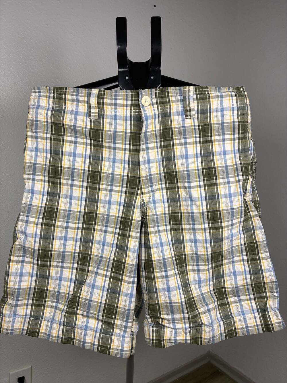 Mossimo Supply Co. Plaid Shorts Size 36 Green Blue Yellow Cotton